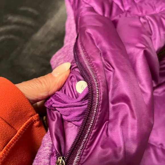 Lululemon Down for a Run Vest Tender Violet - Picture 7 of 8